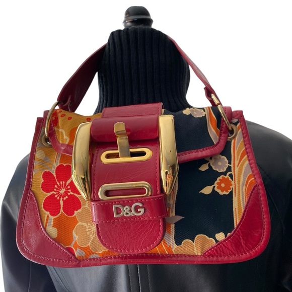Dolce & Gabbana Rare Red Patent Leather Floral Print Handbag STUNNING! - Picture 13 of 14